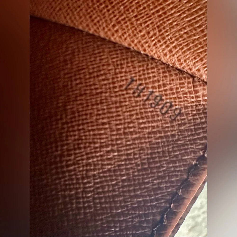 Louis Vuitton St Cloud Monogram GM - Picture 8 of 16